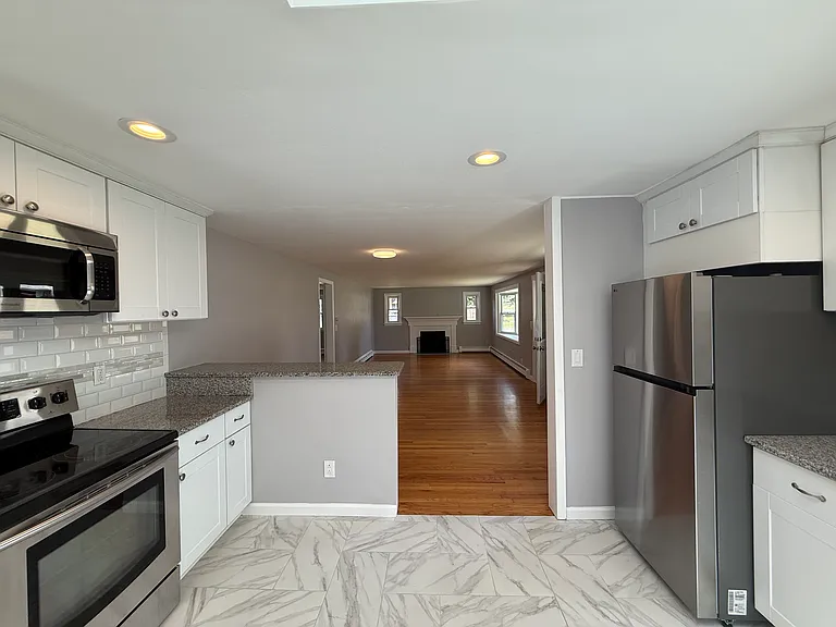 8 Starr Ln — Photo 30