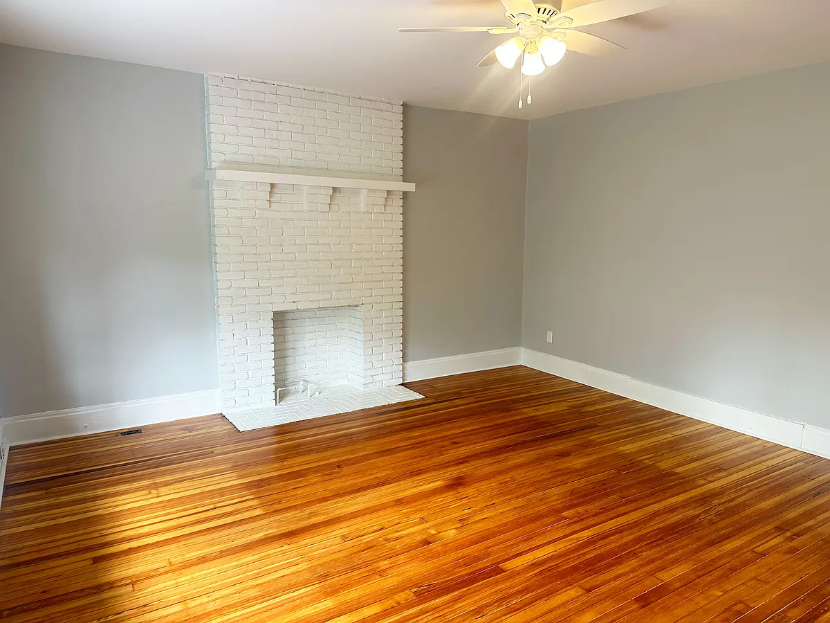 Building Photo - 322 Allegheny River Blvd #4