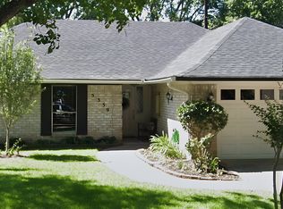 5339 Royal Pkwy, Friendswood, TX 77546