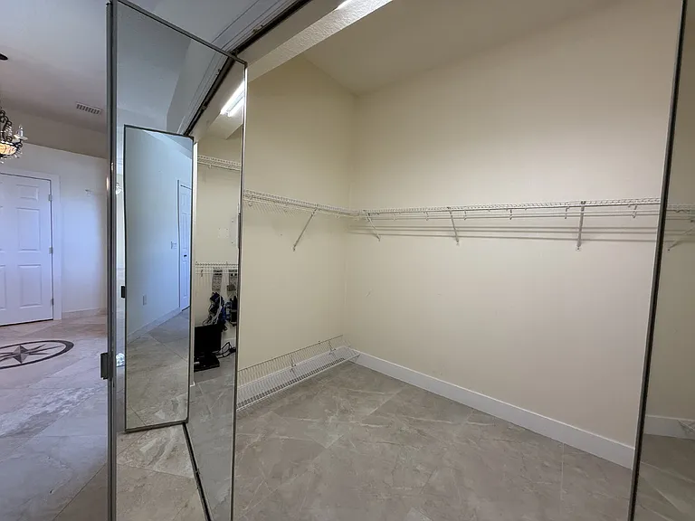 1024 Hagen Dr — Photo 37