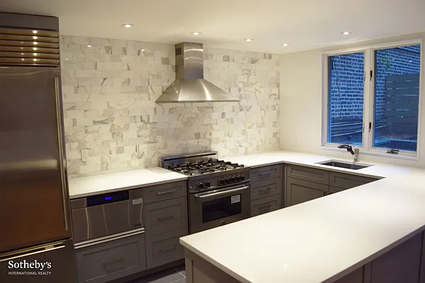 Rented by Sotheby's International Realty | media 40