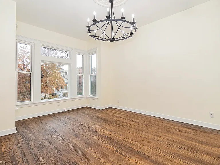 1711 W Henderson St #2 — Photo 8