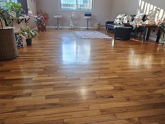 4th image of 2315 Kansas Ave