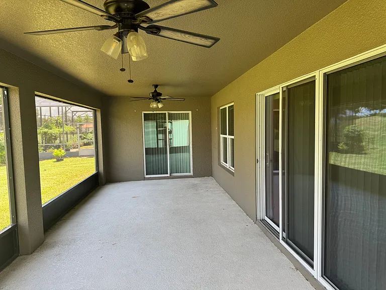30454 Island Club Dr — Photo 11