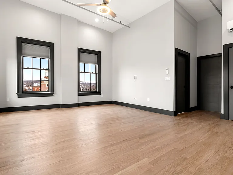 6 Washington St #403 — Photo 16