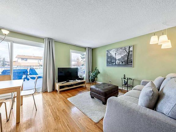 4th image of 50 N Cedarwood Rise SW