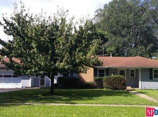 214 N 14th St, Tekamah, NE 68061