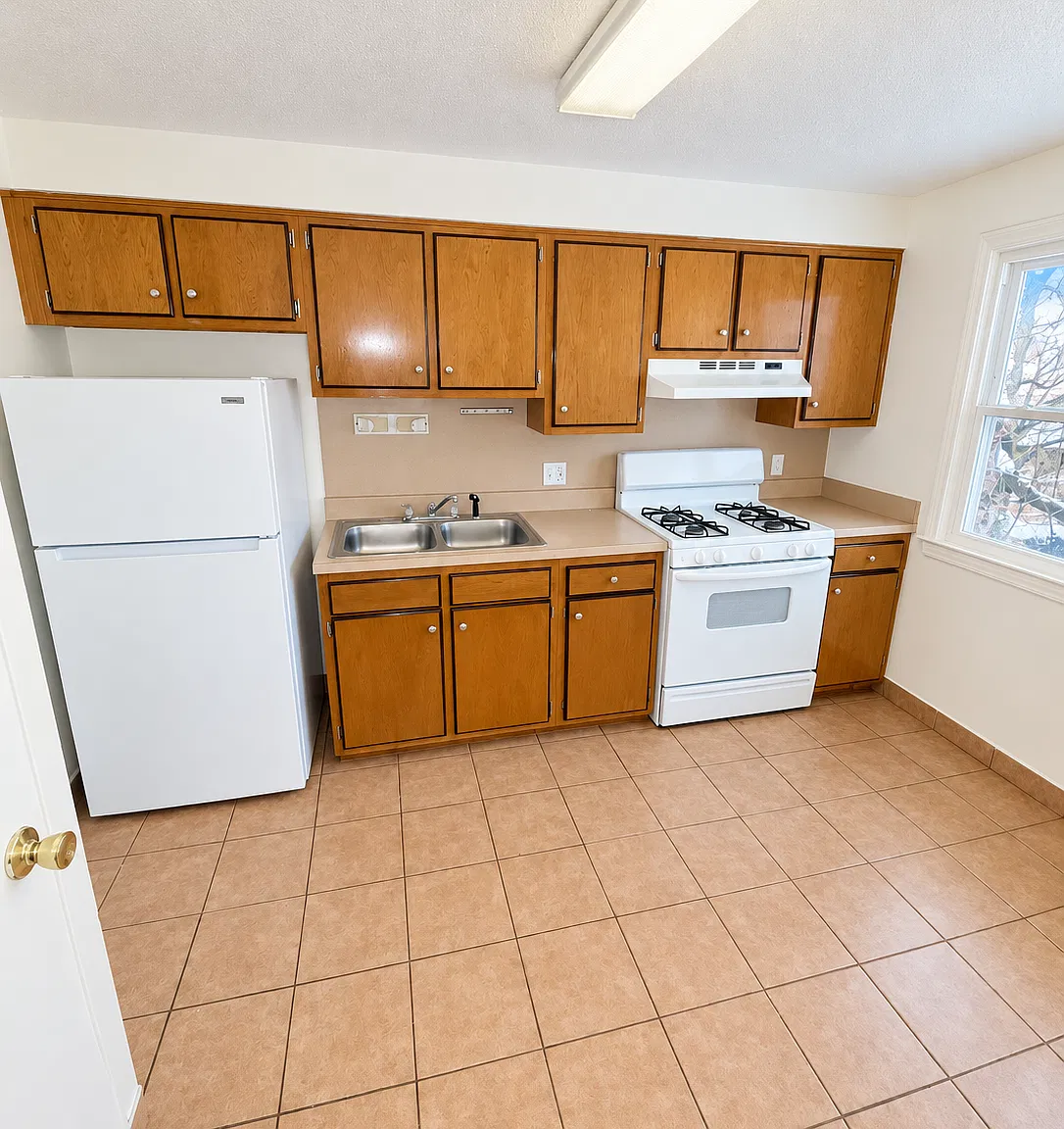 2 bed, 1200 sqft, $1,394 — Photo 4