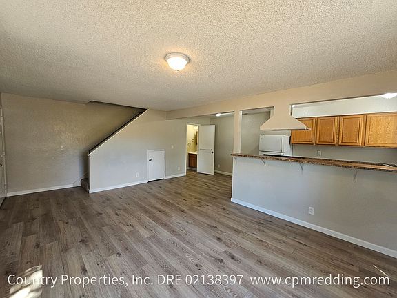 4th image of 2951 Robert Ct #6