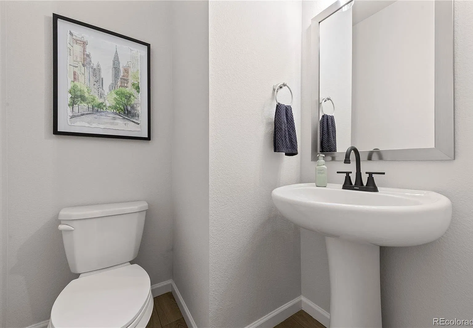 4 bed, 3.5 bath, 2951 sqft, $3,695 — Photo 4