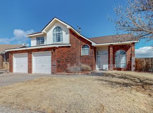 27 Pinon Ave, Los Lunas, NM 87031