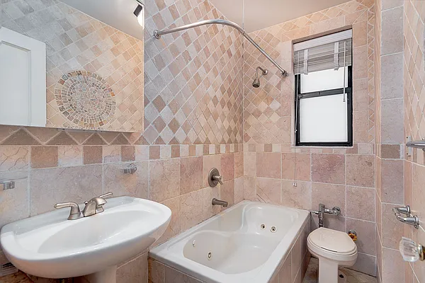 Sold by Edel Family Management | media 6