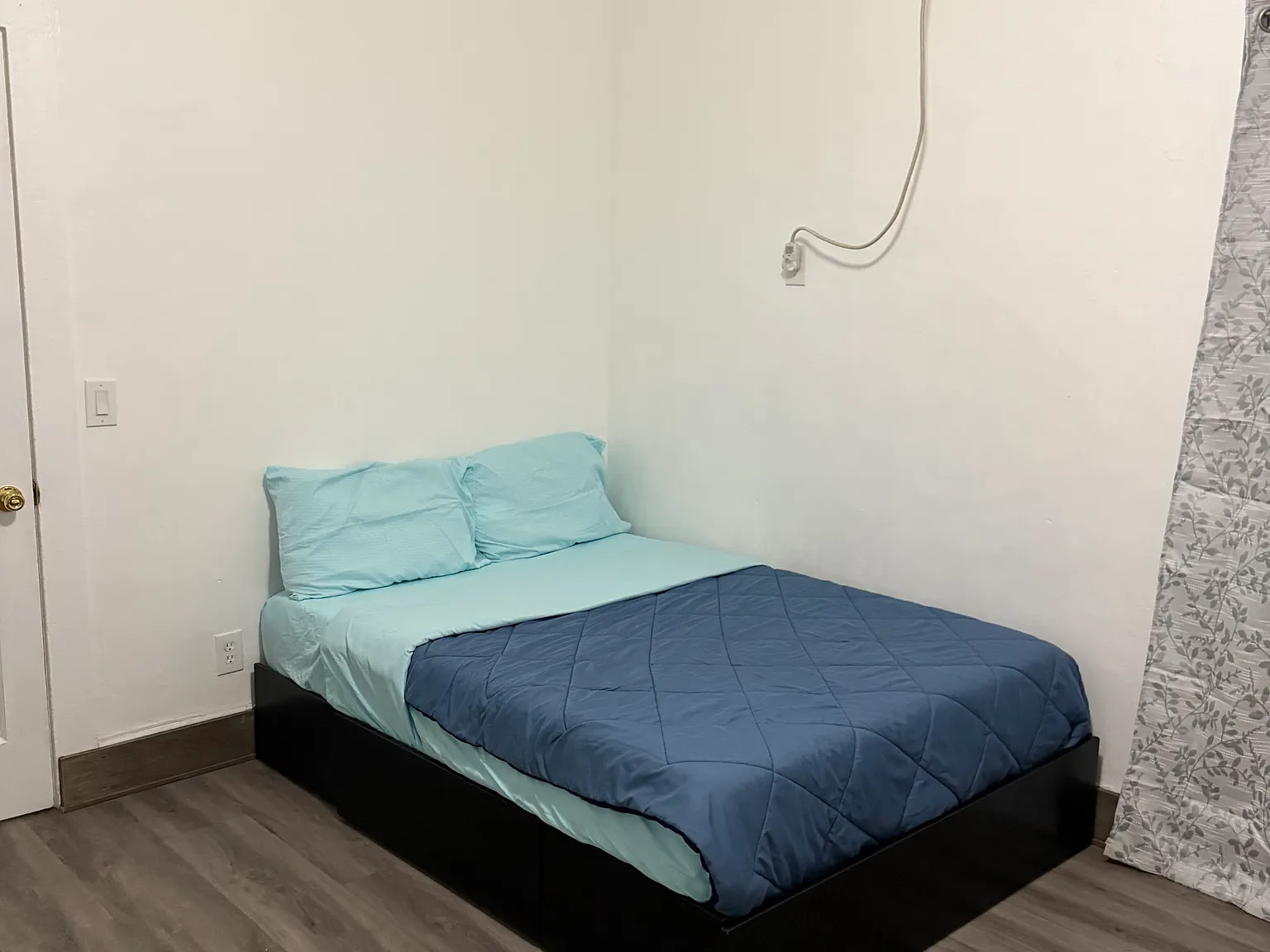 Studio, 600 sqft, $1,500 — Photo 2