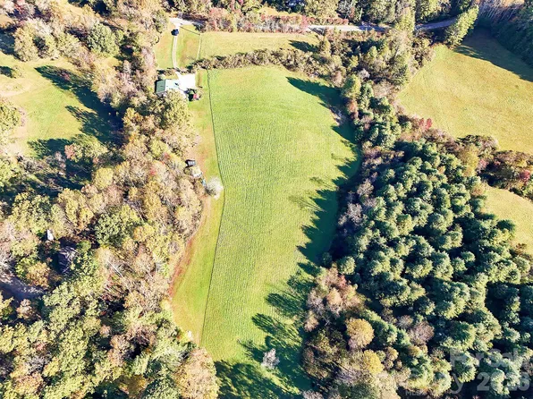999 Solomon Jones Rd, Cedar Mountain, NC 28718