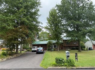 1921 Birch Trace Dr, Youngstown, OH 44515