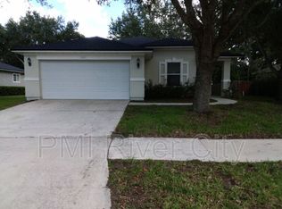 2419 Brian Lakes Dr E, Jacksonville, FL 32221