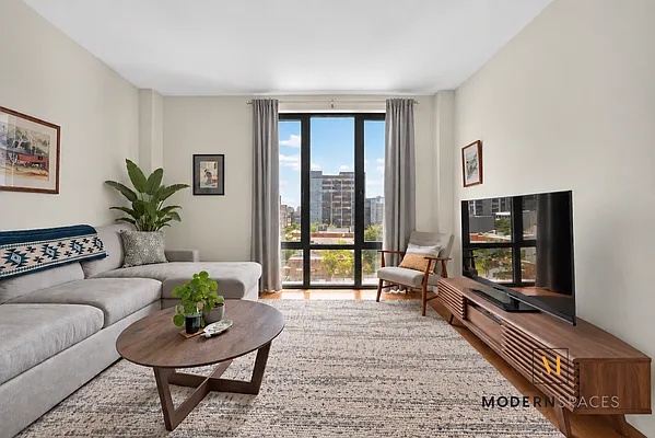 Living room, photo 3