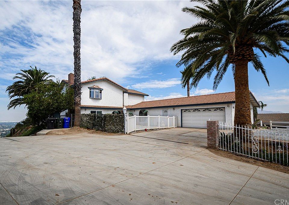 1st image of 8555 Gray Mare Dr