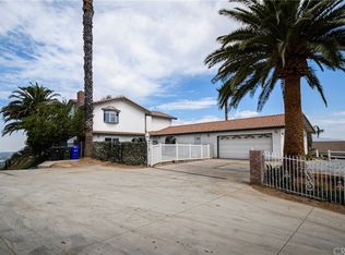 8555 Gray Mare Dr, Jurupa Valley, CA 92509