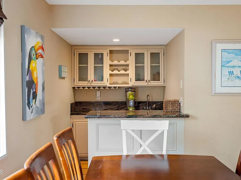 4850 Amalfi Way — Photo 13