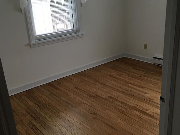 1st Floor Bedroom #2