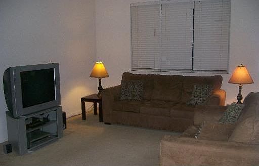 5th image of 592 S Rosehall Ln