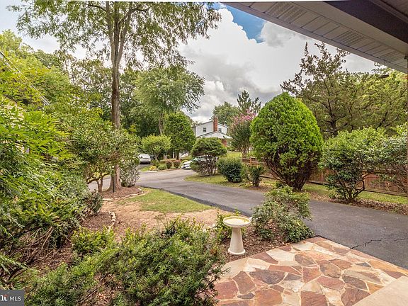 5th image of 7307 Reservation Dr