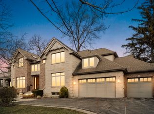 855 Apple Tree Ln, Highland Park, IL 60035