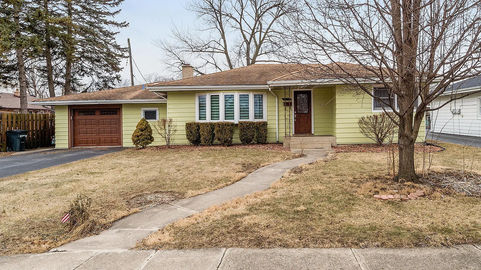 10816 Monitor Ave photo 1