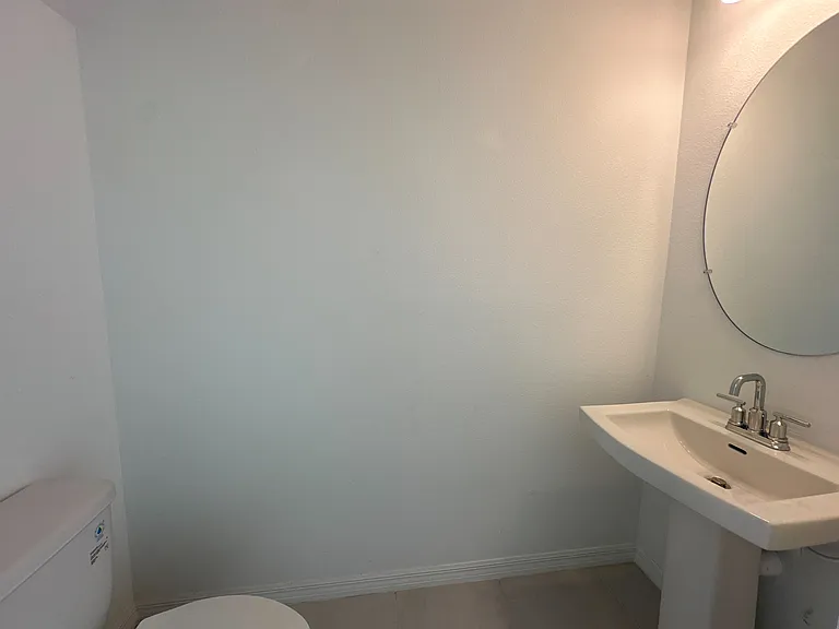 2408 Paravane Way — Photo 30