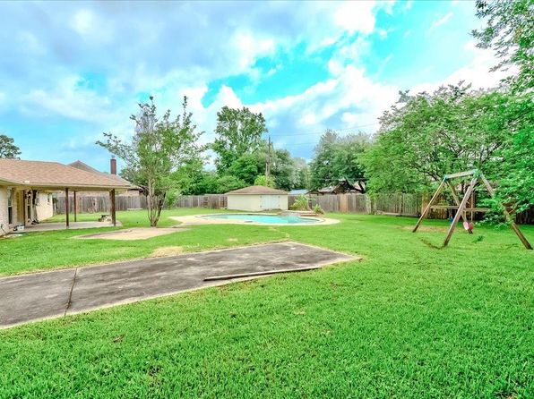 4540 Brook Hollow Dr, Vidor, TX 77662