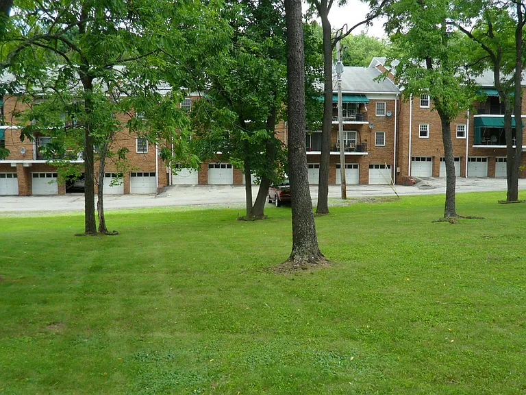 870 College Ave #10A — Photo 10