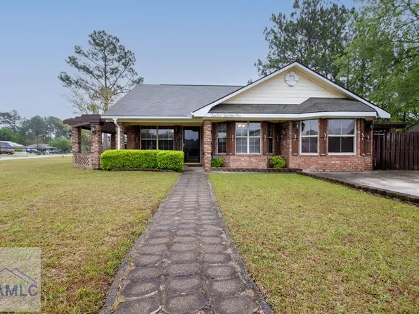 1221 Riyadh Rd, Hinesville, GA 31313