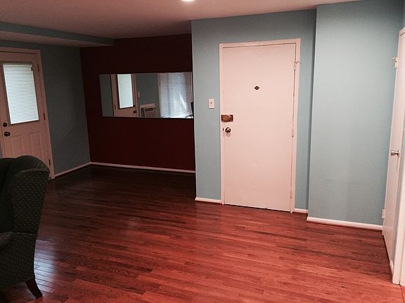 2nd image of 10317 Montrose Ave #M-1