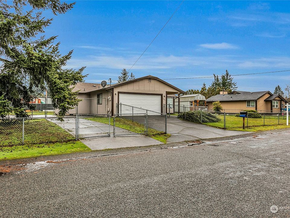 1st image of 17225 9th Avenue E