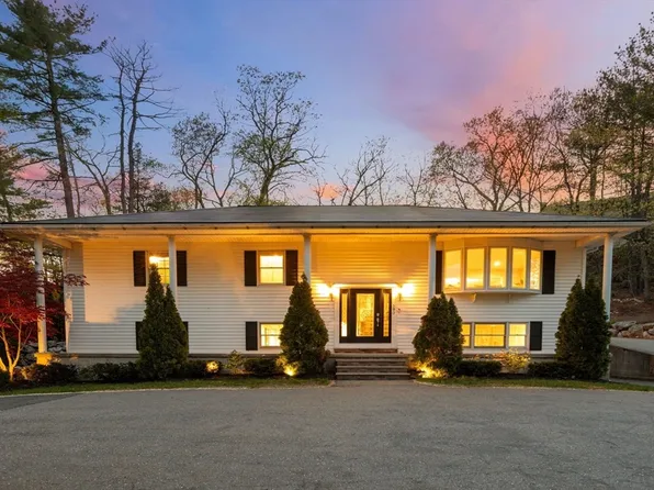 390 Andover St, Wilmington, MA 01887