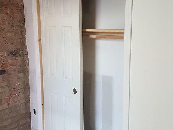 2nd image of 181 Mulberry St APT 16