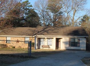 605 Red Oak Rd, Maud, TX 75567