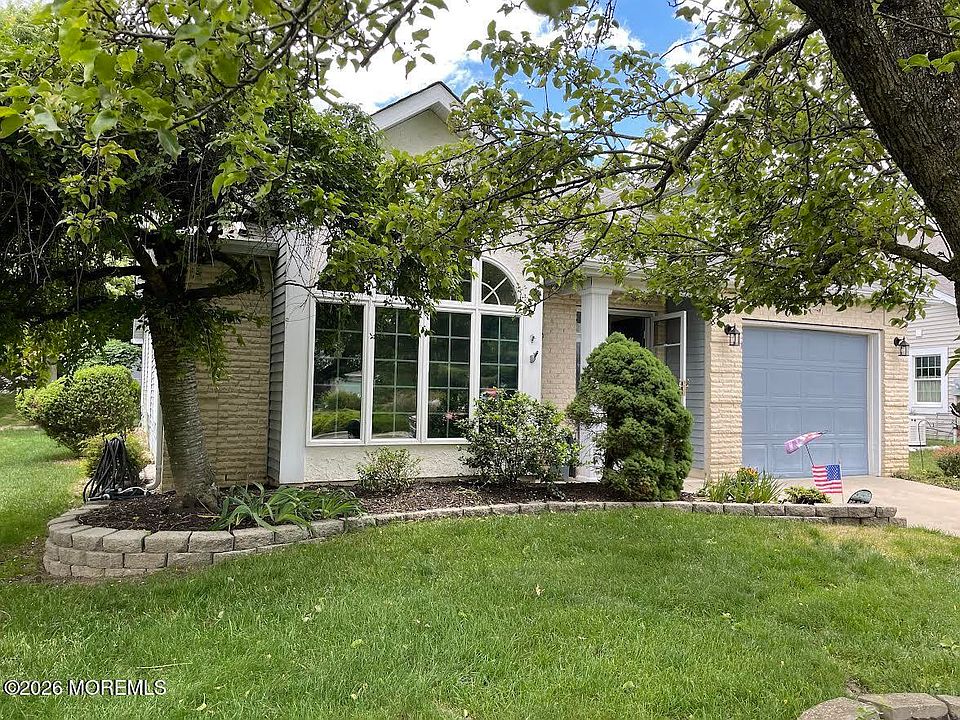 1st image of 2231 S Chanticleer Court