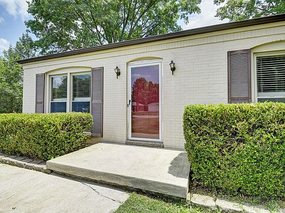 4th image of 250 Ellis Ln