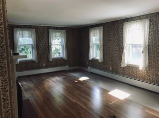 100 Winn Rd, Falmouth, ME 04105