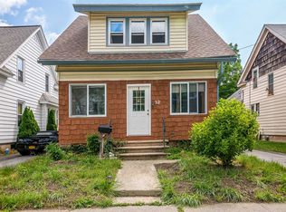 32 Kelsey Rd, Poughkeepsie, NY 12601