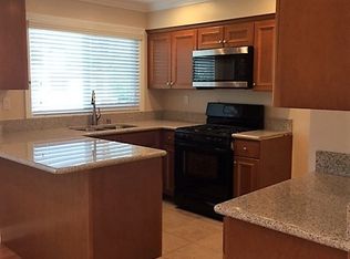 Vista Del Plaza - 40, Brea, CA 92821