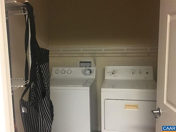 3rd image of 175 Yellowstone Dr APT 102