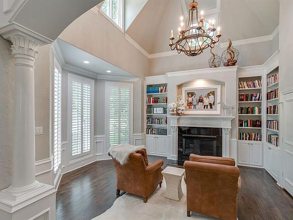 3rd image of 5401 Miramar Ln
