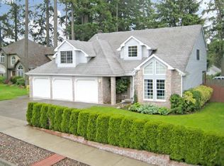 822 E Henry Rd, Newberg, OR 97132