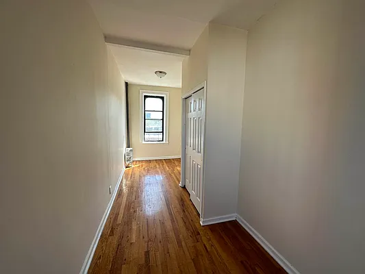 Rented by Premier Metro Realty Corp | media 12