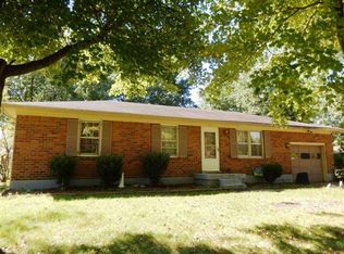 7416 Devereaux Ln, Louisville, KY