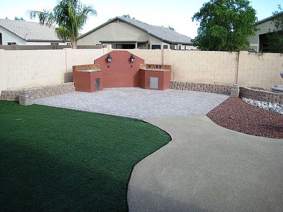Built-in Patio & BBQ Area