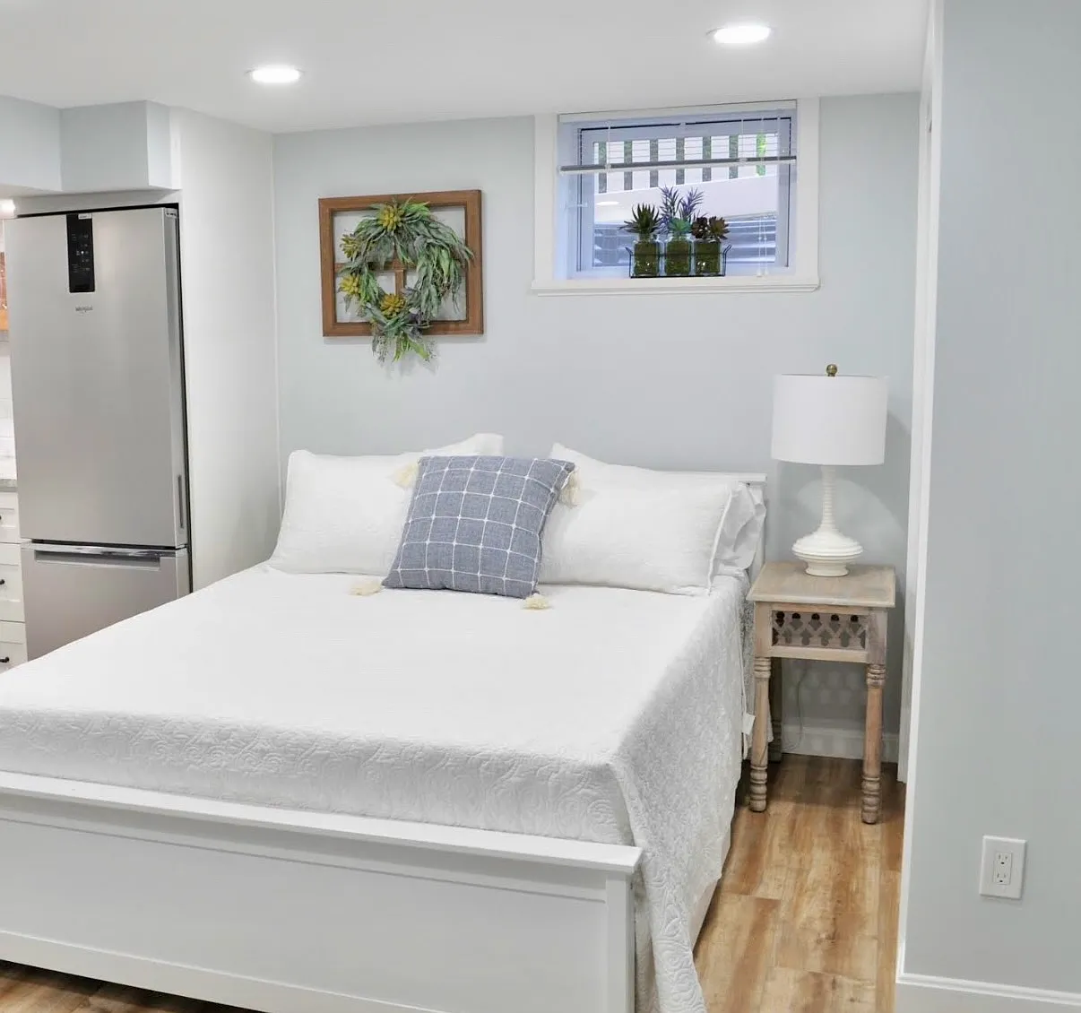 308 Sweetbriar St — Photo 3